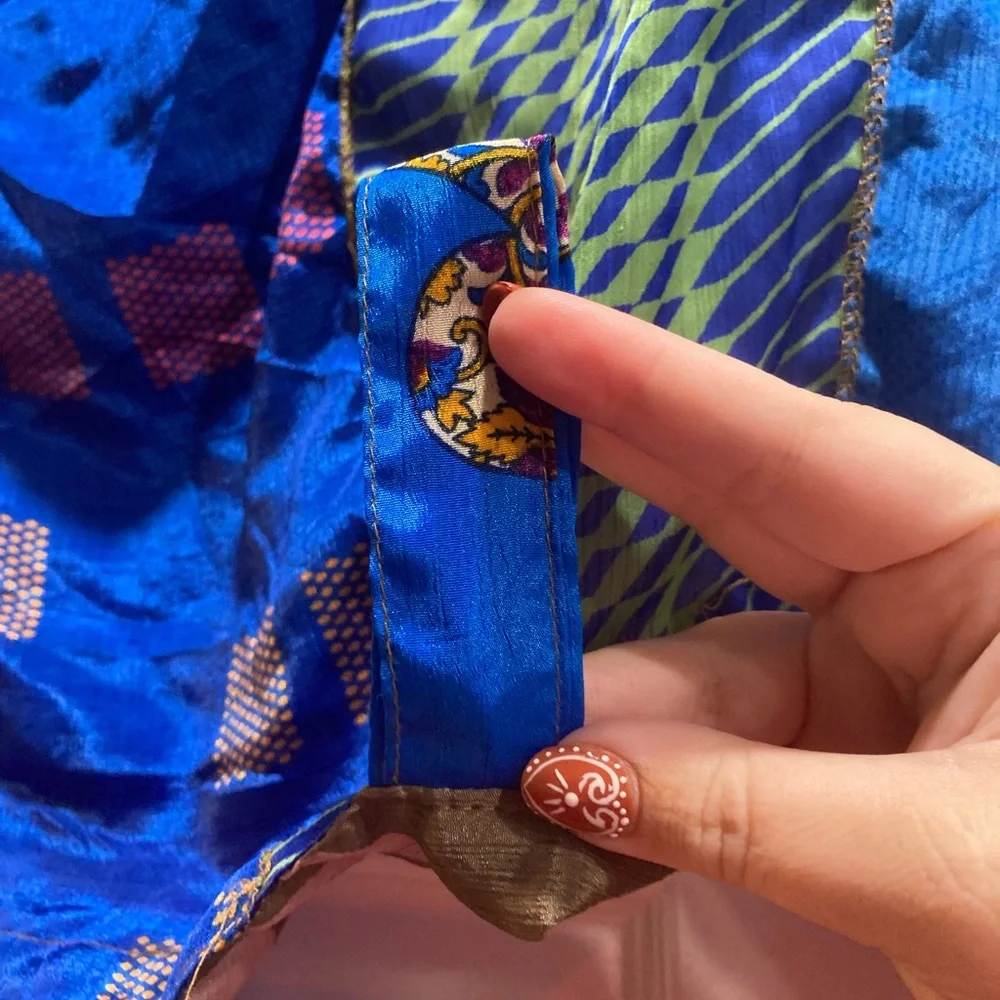 Vibrant Sari boho silk Multicolor Patterned Curtains - Picture 5 of 5